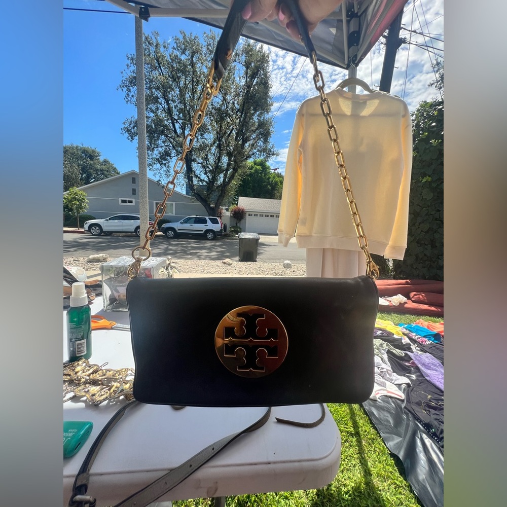 COPY - Tory Burch clutch